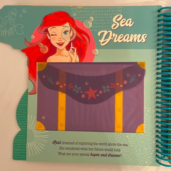 Disney Princess Girl Power Journal & Activity Book - Picture 4 of 10